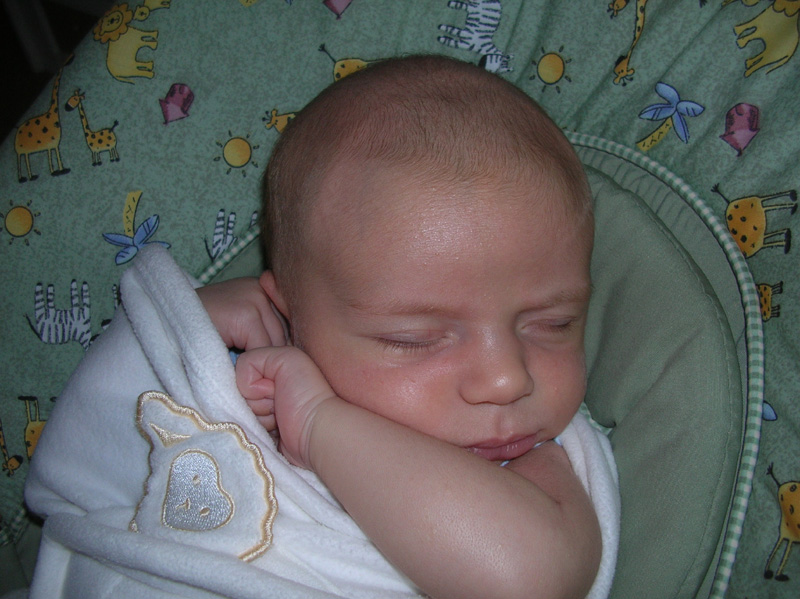 14-close-up_of_Kenny_sleeping_in_his_swing