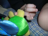 02-look_how_he_holds_his_toy