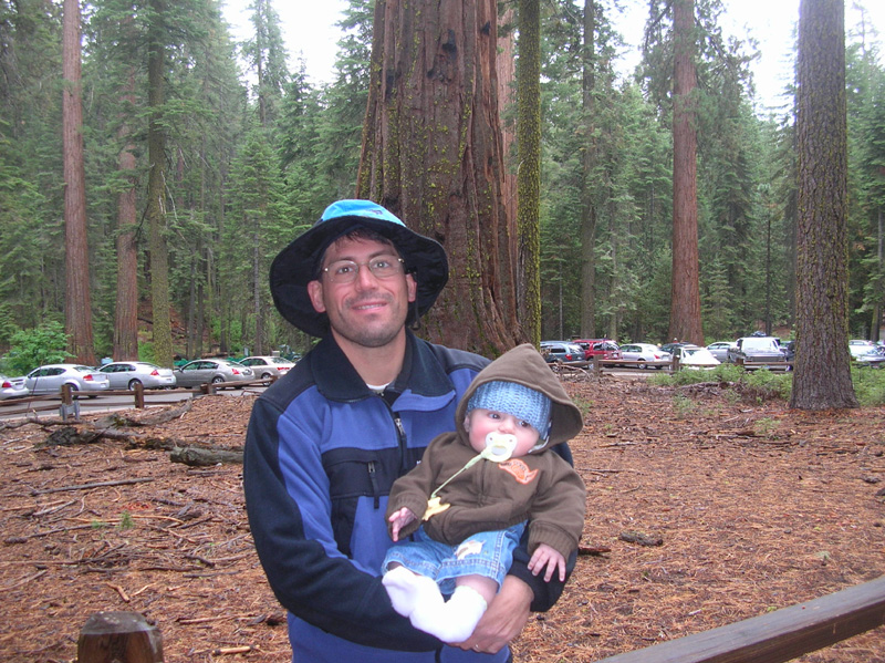 129-Daddy_and_Kenny_with_Sequoia