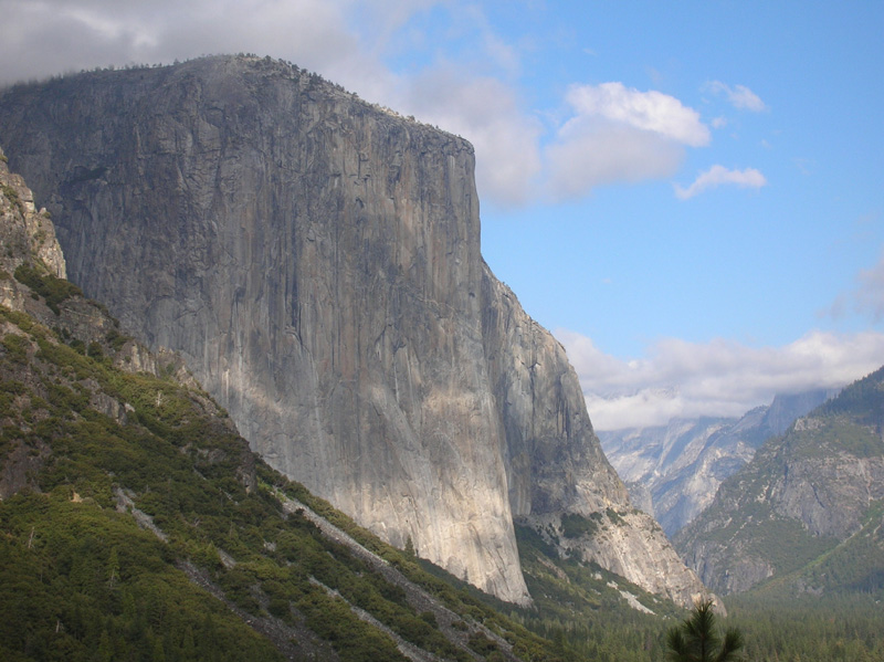 143-El_Capitan_from_Tunnel_View