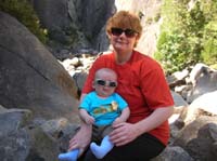 036-Kenny_and_Mommy_at_lower_Yosemite_Falls