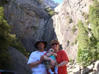 038-family_at_lower_Yosemite_Falls