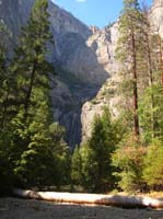 042-Yosemite_Falls-not_flowing