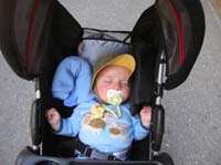 085-Kenny_and_Mommy_instead_went_to_Mirror_Lake