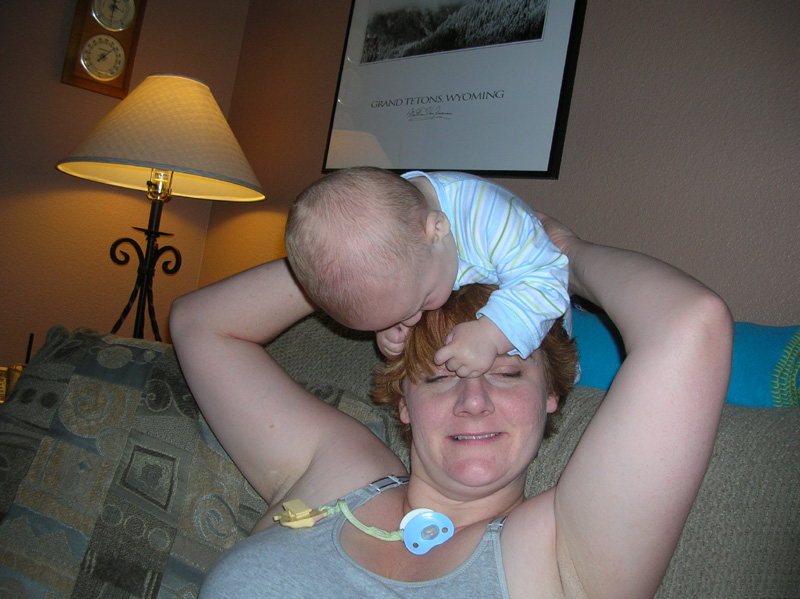 23-hanging_out_on_Mommy's_head