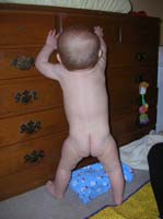 09-everyone_likes_a_naked_baby