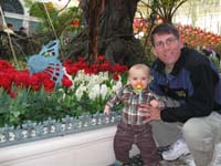 11-Kenny_and_Daddy_at_Bellagio_Conservatory