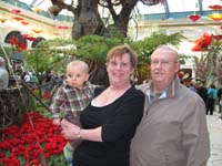 13-Kenny_with_Grandpa_and_Grammy