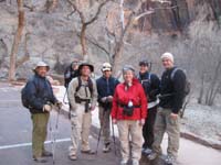 08-Snafu_Kenny_Daddy_Ali_Christine_Erika_Clayton_at_trailhead_for_Observation_Point