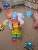 50-tower_of_blocks_and_a_peep