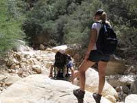 47-Daddy_and_Danah_boulder_hopping