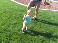06-Kenny_walking_in_the_grass