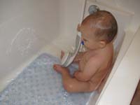 10-bath_like_a_big_boy