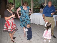 39-Amy-Mommy_and_Kenny-Joel_and_Sierra