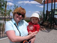 17-Mommy_and_Kenny-he_has_a_mouth_full_of_dirt
