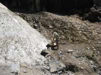 23-Kenny_still_doesn't_like_snow