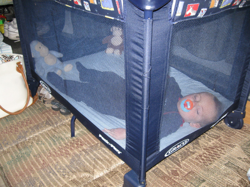 079-Kenny_asleep