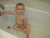 011-Kenny_taking_a_bath_in_a_Super_8