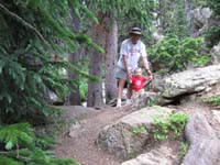 039-Kenny_sure_loves_to_hike