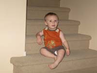 09-Kenny_lounging_on_the_stairs