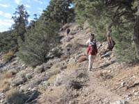 21-Colin_Daddy-Mule-Kenny_Dave_Rich_starting_up_the_trail