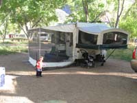 05-Kenny_at_the_campsite