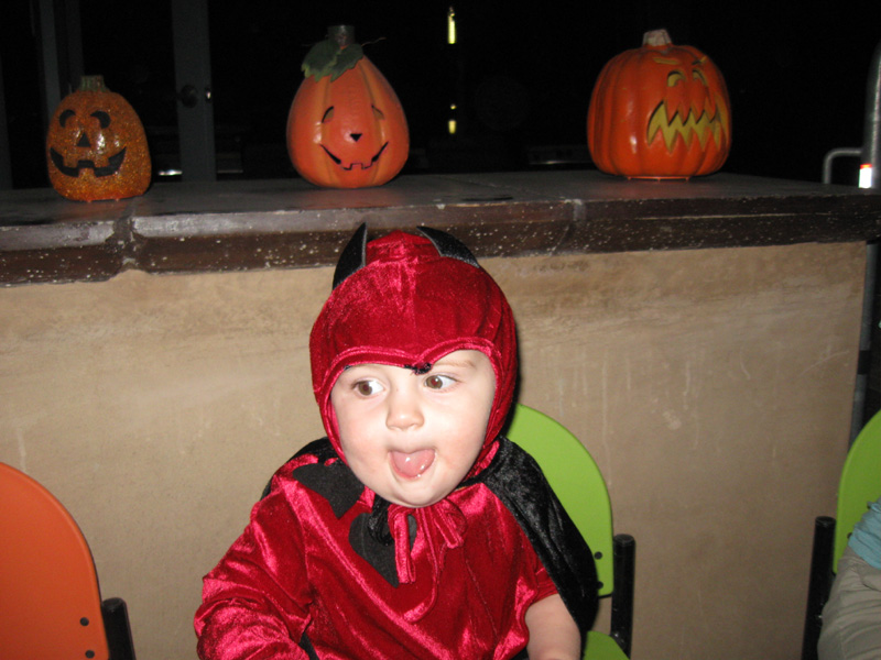 097-Happy_Halloween_from_Kenny