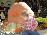 018-getting_him_to_look_at_the_camera_is_impossible