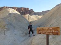 116-Mommy_at_trail_junction