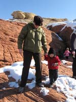 128-Kenny_and_Mommy_on_the_sandstone