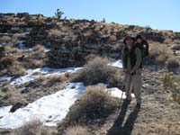 38-look_we_found_some_snow