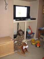 01-Kenny_watches_Meet_the_Shapes_from_his_horsey
