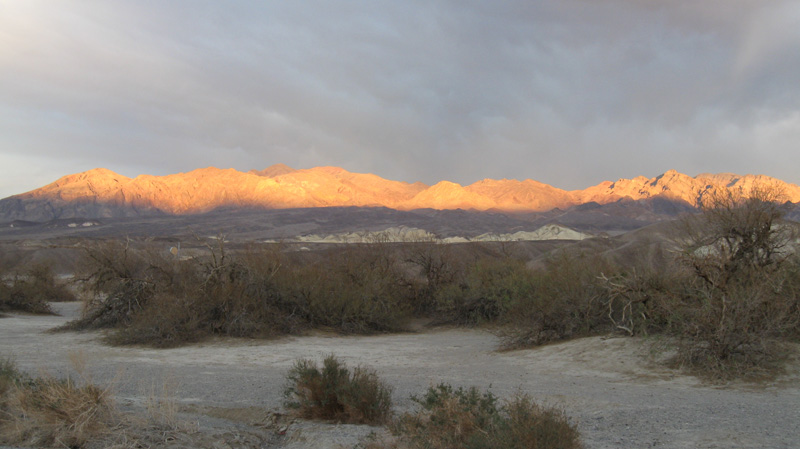 89-sunset_view_of_mountains_to_east