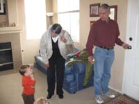 34-Kenny_saying_goodbye_to_Baba_and_Grandpa