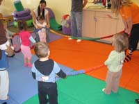 41-Kenny's_first_day_in_level_5_Gymboree_class