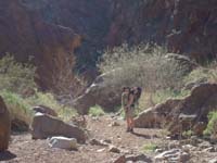 05-Daddy_and_Kenny_in_the_canyon