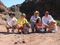 83-the_whole_gang-Frankie_and_Tessa_are_great_hikers-Daddy_is_still_quite_a_mule