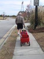 09-Grampa_Duke's_turn_to_pull