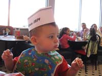 14-Kenny's_first_meal_at_Steak_n_Shake