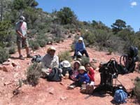 45-Leon_Frank_Rosa-Sierra_Kenny_Frankie-taking_a_break