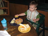 34-dig_in_Kenny-at_Paris_buffet