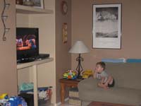 01-Kenny_watches_his_favorite_video-Ratatouille