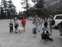 27-the_group_ready_for_the_hike