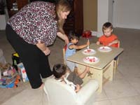 06-Kayhan_Jeffrey_and_Kenny_having_a_snack