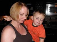 20-Mommy_and_Kenny_eat_birthday_cake