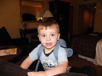 02-Kenny_helping_Mommy_critique_Sam's_Town_Casino