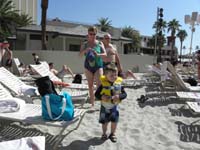 09-Kenny_Grammy_Grandpa_Duke_ready_to_swim_at_Mandalay_Bay