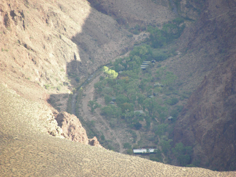 098-zoomed_view_of_Phantom_Ranch