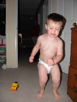 06-look_at_him_working_those_abs