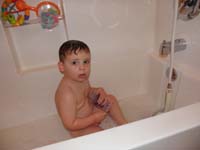 16-Kenny_in_the_bathtub